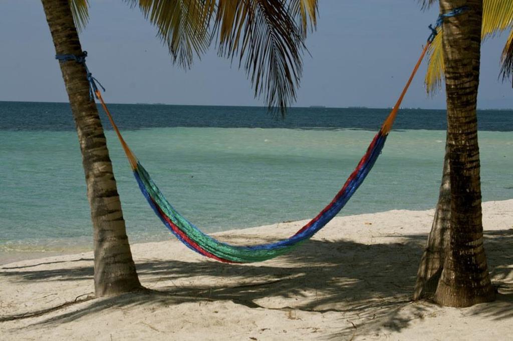 Exotic Caye Beach Resort Сан-Педро Экстерьер фото