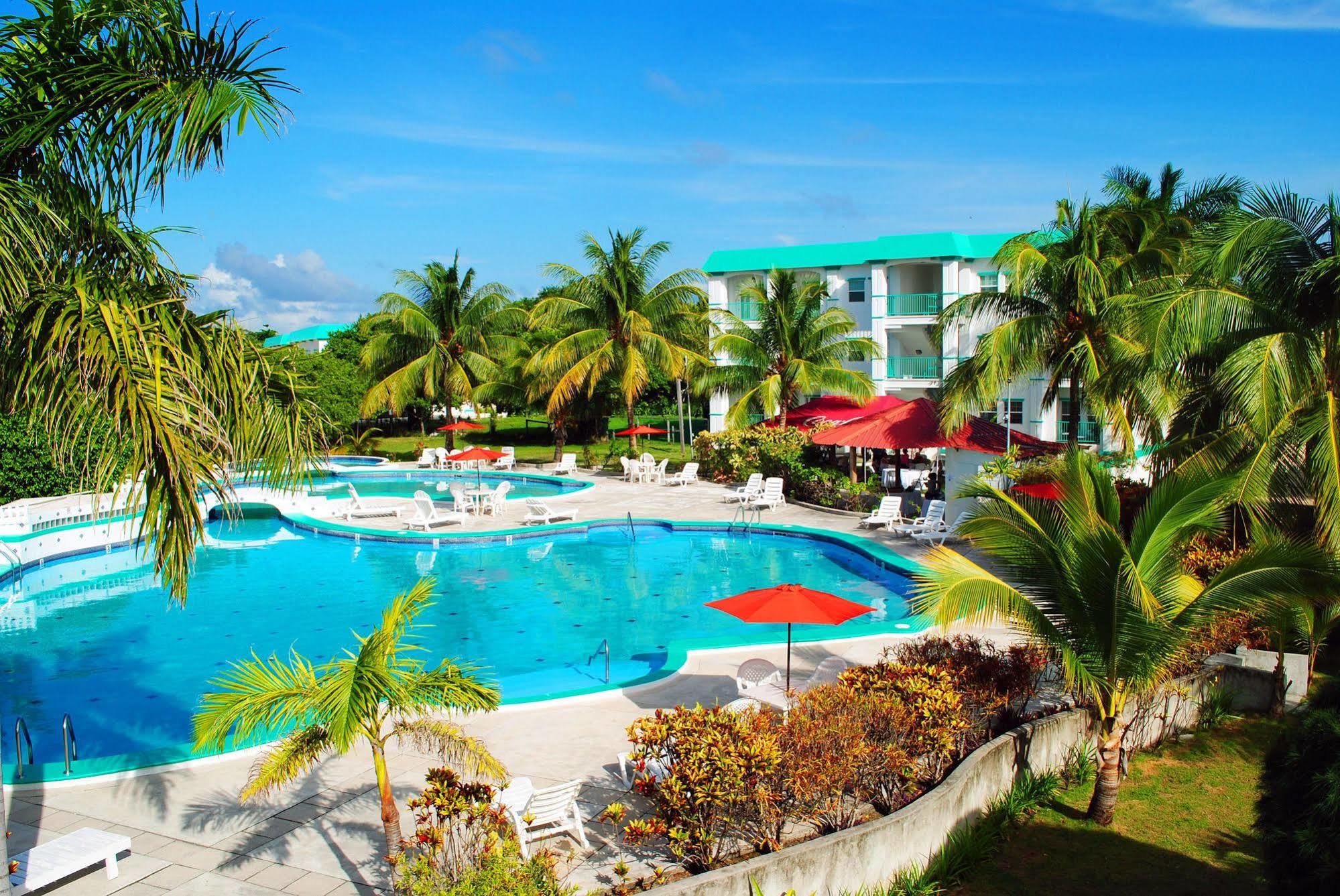 Exotic Caye Beach Resort Сан-Педро Экстерьер фото
